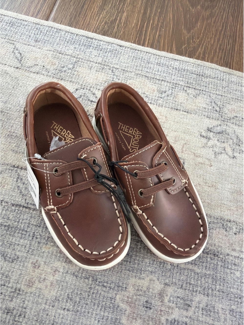 There abouts Brown Leather Boat Shoes boys Size 9